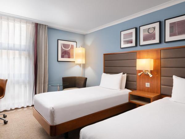 Hilton London Kensington Hotel : photo 4 de la chambre chambre lits jumeaux deluxe