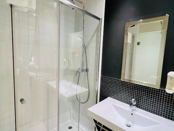 Urban Sea Hotel Atocha 113 : photo 10 de la chambre chambre double ou lits jumeaux supérieure