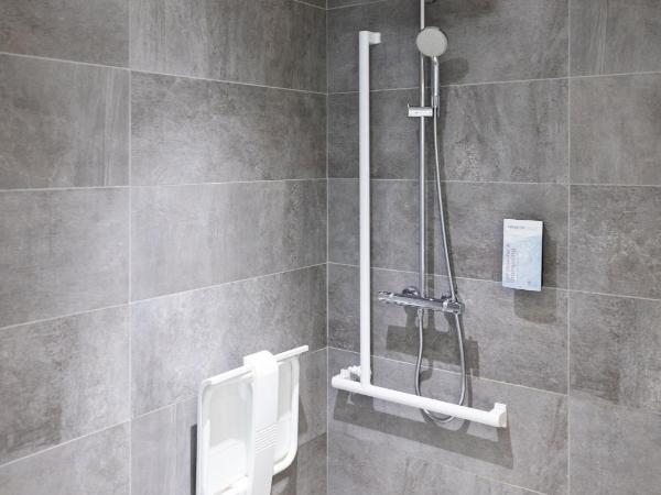 Campanile Limoges Centre - Gare : photo 9 de la chambre chambre double standard