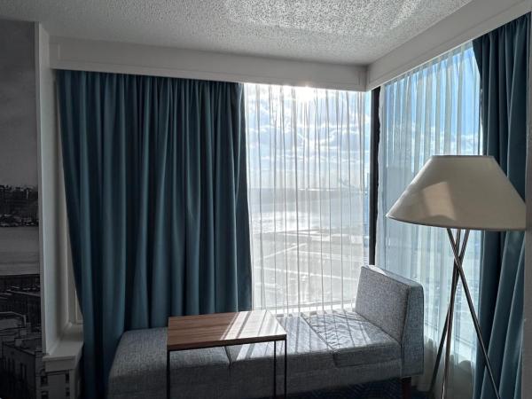 Fort Pontchartrain Detroit, a Wyndham Hotel : photo 2 de la chambre chambre double deluxe avec 2 lits doubles - non-fumeurs