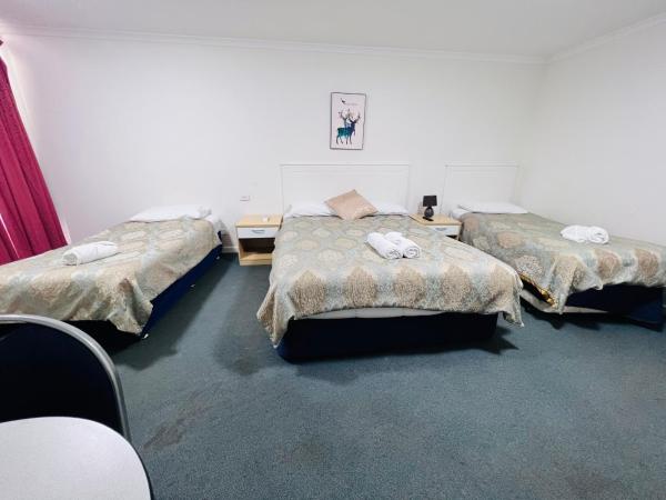 Jacksons Motor Inn : photo 1 de la chambre chambre familiale adaptée aux personnes à mobilité réduite