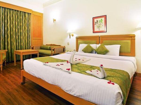 Abad Atrium : photo 4 de la chambre suite