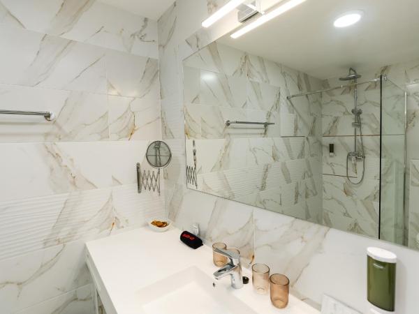 Lumen Gasztropanzió : photo 6 de la chambre appartement