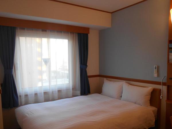 Toyoko Inn Niigata Furumachi : photo 1 de la chambre chambre lit queen-size supérieure - fumeurs