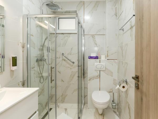 Lumen Gasztropanzió : photo 6 de la chambre chambre double avec lit d'appoint