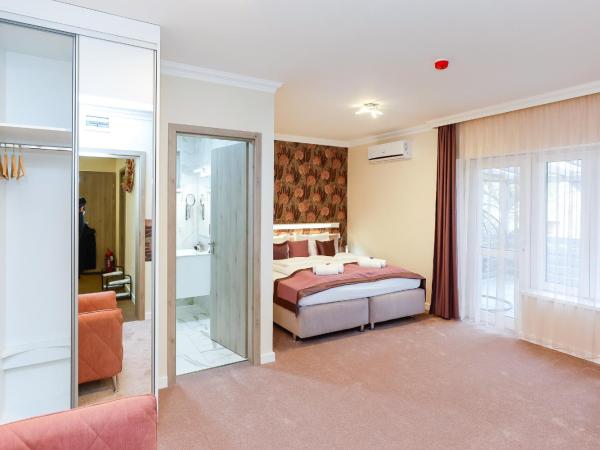 Lumen Gasztropanzió : photo 4 de la chambre chambre double avec terrasse