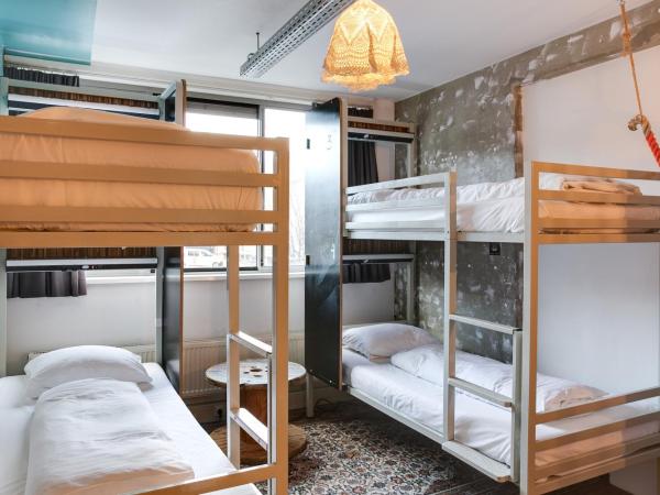 ClinkMama : photo 1 de la chambre lit dans dortoir mixte de 4 lits