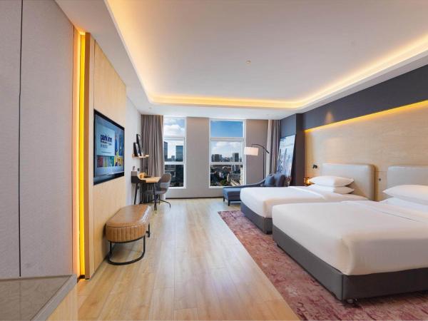 Park Inn by Radission Tianjin Binhai International Airport : photo 7 de la chambre chambre lits jumeaux deluxe