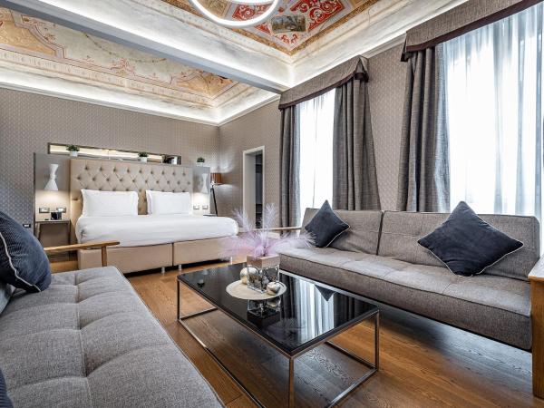 Martelli 6 Suite & Apartments : photo 4 de la chambre suite présidentielle