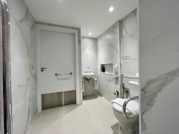 Pestana Rio Atlantica : photo 4 de la chambre chambre semi-accessible aux personnes en situation de handicap