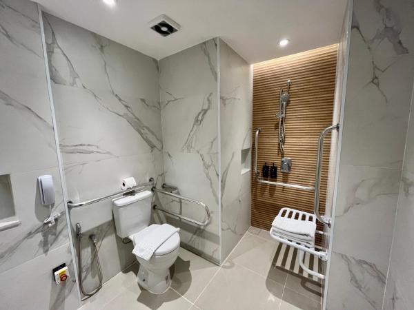 Pestana Rio Atlantica : photo 6 de la chambre chambre semi-accessible aux personnes en situation de handicap