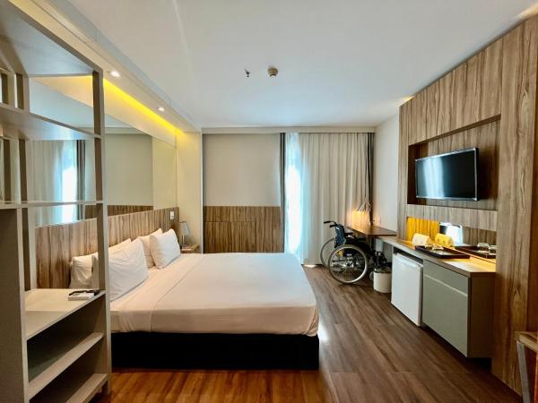 Pestana Rio Atlantica : photo 9 de la chambre chambre adaptée aux personnes handicapées