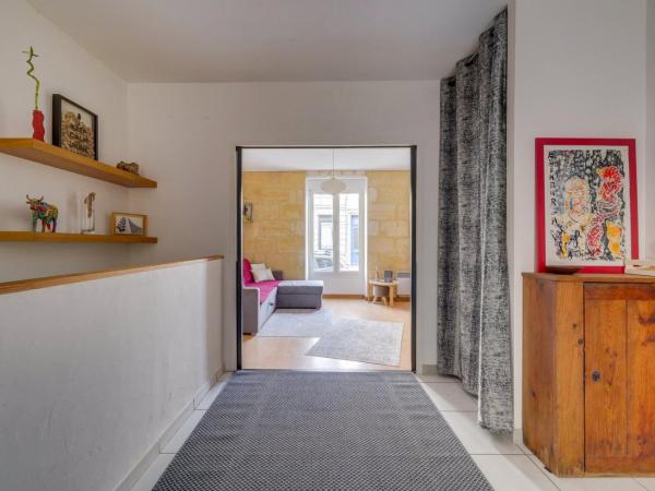 Charming townhouse with terrace : photo 8 de la chambre appartement