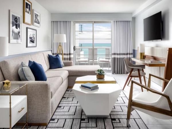 Cadillac Hotel & Beach Club, Autograph Collection : photo 1 de la chambre suite 1 chambre avec lit king-size - front de mer