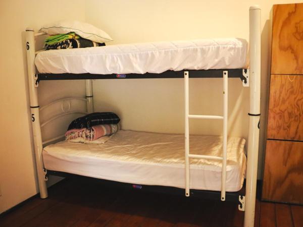 Hostal Cuija Coyoacan Berlin 268 Coyoacan : photo 2 de la chambre lit dans dortoir pour hommes