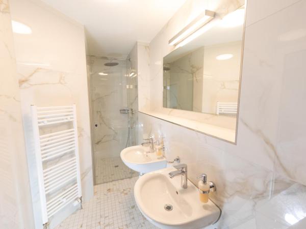 Hotel Alexander : photo 7 de la chambre chambre simple moderne