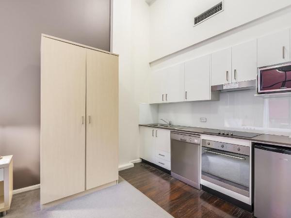 Oaks Sydney Goldsbrough Suites : photo 6 de la chambre studio