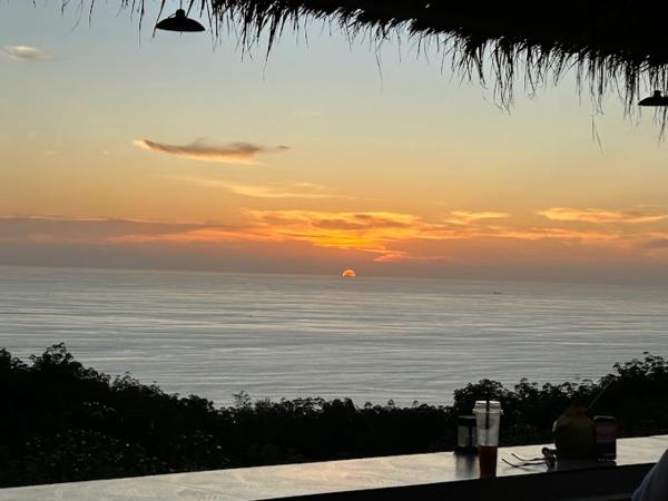 Best Point Condominium Cape Panwa : photo 2 de la chambre chambre double ou lits jumeaux