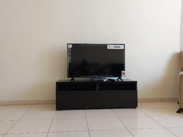 PRIVATE ROOM FOR BUSINESS EXECUTIVES BY MAUON TOURISM : photo 3 de la chambre chambre familiale avec salle de bains privative