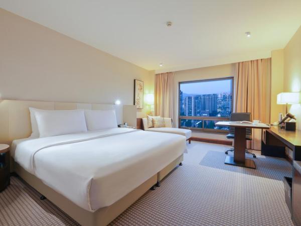 Jinling Hotel : photo 5 de la chambre jinling tower city view deluxe room