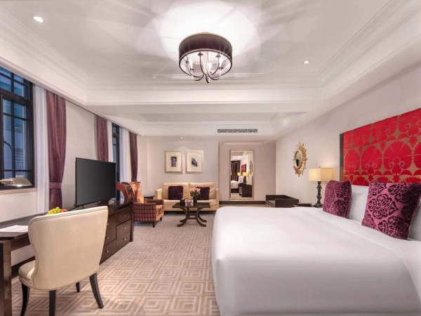 The Yangtze Boutique Shanghai - Free minibar for the first round of the day : photo 3 de la chambre art deco executive room - welcome benefits  & afternoon tea  *1 upon check in day per stay