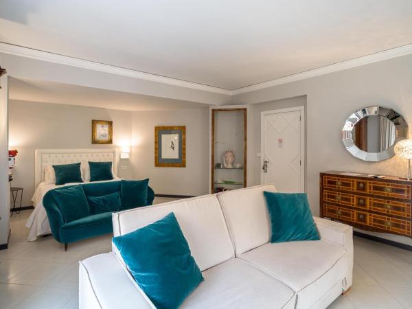 Al Duomo Rooms & Flats : photo 8 de la chambre appartement avec terrasse