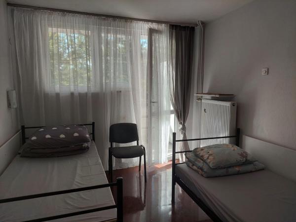 Ośrodek Wypoczynkowo-Hotelowy PRZĄŚNICZKA : photo 2 de la chambre chambre double avec salle de bains privative