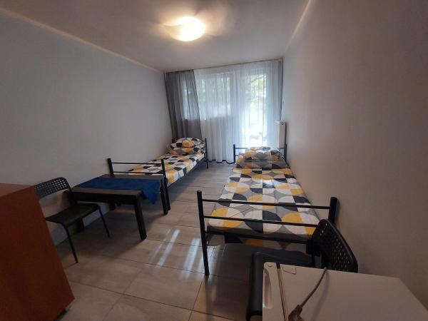 Ośrodek Wypoczynkowo-Hotelowy PRZĄŚNICZKA : photo 3 de la chambre chambre double avec salle de bains privative