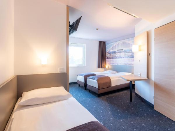 B&B Hotel Mannheim : photo 4 de la chambre chambre triple
