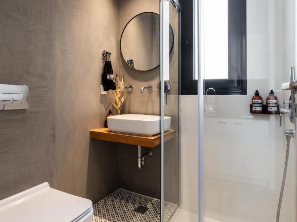 PAME House : photo 3 de la chambre chambre double avec balcon