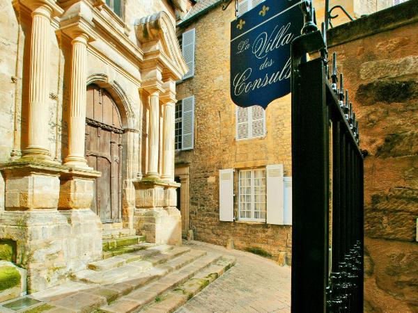 La Villa des Consuls - Gîte de tourisme de charme : photo 7 de la chambre grande chambre double (2ème Étage)