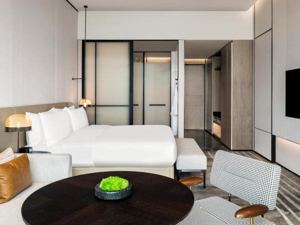 Sheraton Chengdu Pidu : photo 2 de la chambre chambre club lit king-size - accès au salon club