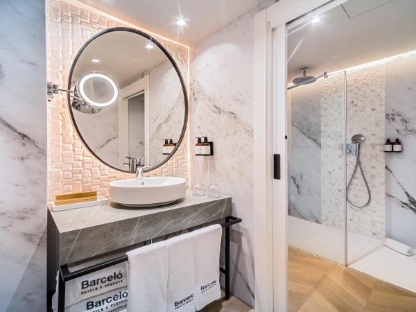 Barceló Carmen Granada : photo 4 de la chambre chambre triple (2 adultes + 1 enfant)