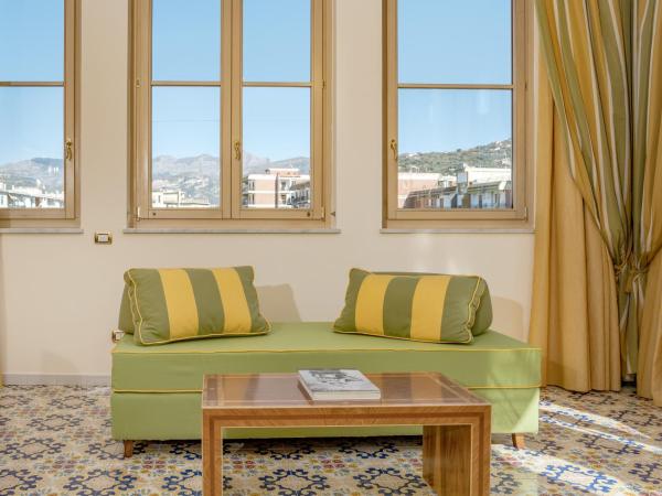 Hotel Antiche Mura : photo 4 de la chambre grande chambre double ou lits jumeaux