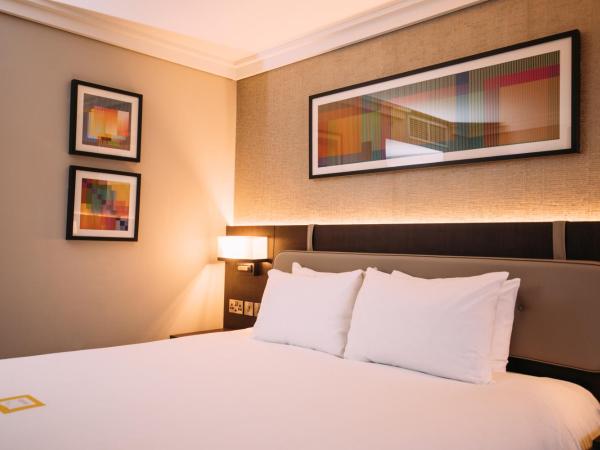 Crowne Plaza - Belfast, an IHG Hotel : photo 4 de la chambre chambre lit king-size standard avec canapé-lit - non-fumeurs