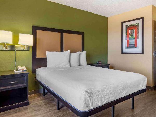 Extended Stay America Suites - Houston - Westchase - Richmond : photo 1 de la chambre studio lit queen-size - non-fumeurs