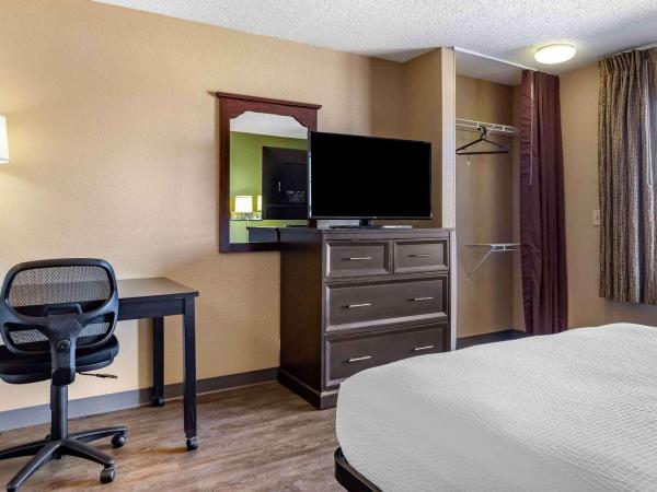 Extended Stay America Suites - Houston - Westchase - Richmond : photo 3 de la chambre studio lit queen-size - non-fumeurs