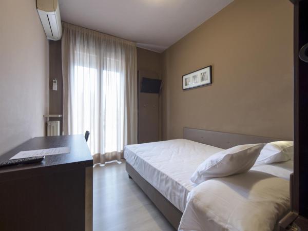 M14 Hotel & Spa : photo 3 de la chambre chambre double basique avec balcon