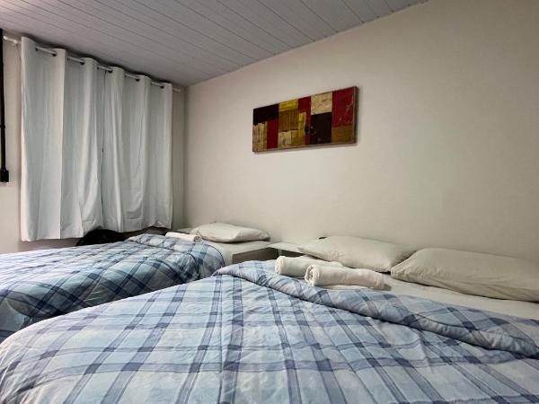 Social Hostel Café e Bar : photo 2 de la chambre chambre triple