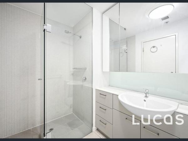 Docklands Private Collection - NEWQUAY : photo 8 de la chambre appartement vip newquay 1 chambre - vue sur port