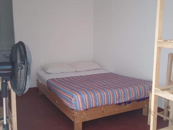 Hostal San Pueblo : photo 4 de la chambre chambre double avec salle de bains privative