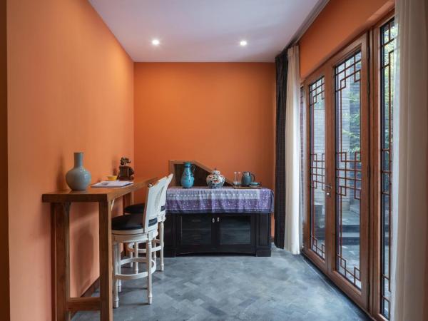 Hotel Cote Cour Beijing : photo 2 de la chambre chambre familiale avec baignoire