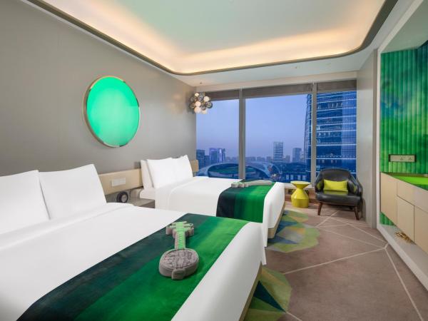 W Suzhou - Jinji Lake : photo 3 de la chambre sensational queen, guest room, 2 queen, suzhou center view