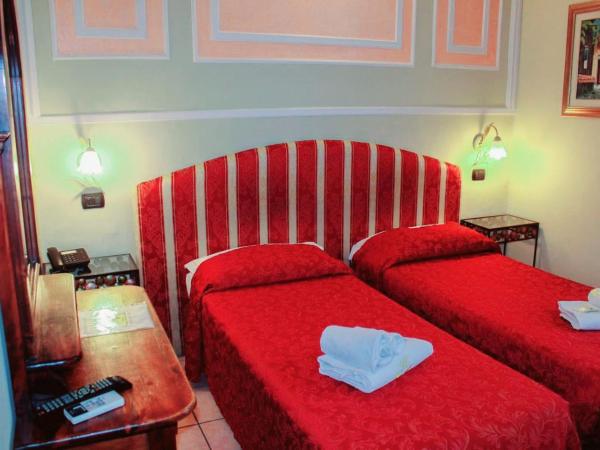 Villa Lia Depandance Hotel Sicilia : photo 2 de la chambre chambre double ou lits jumeaux Économique 