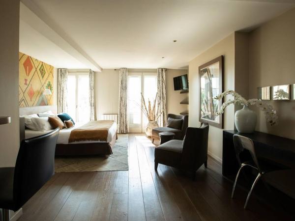 VILLA FLEURY - APPART'HÔTEL DE STANDING : photo 4 de la chambre studio deluxe
