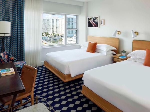 The Confidante Miami Beach, part of Hyatt : photo 2 de la chambre chambre avec 2 grands lits queen-size 