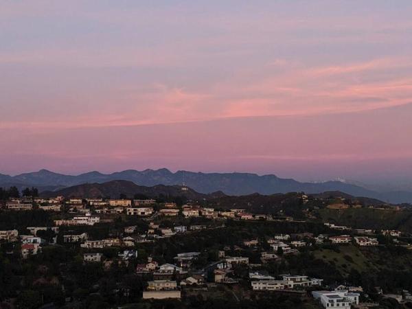 Epic Views! Hollywood Hills SkyVilla: Crow's Nest : photo 5 de la chambre maison 1 chambre