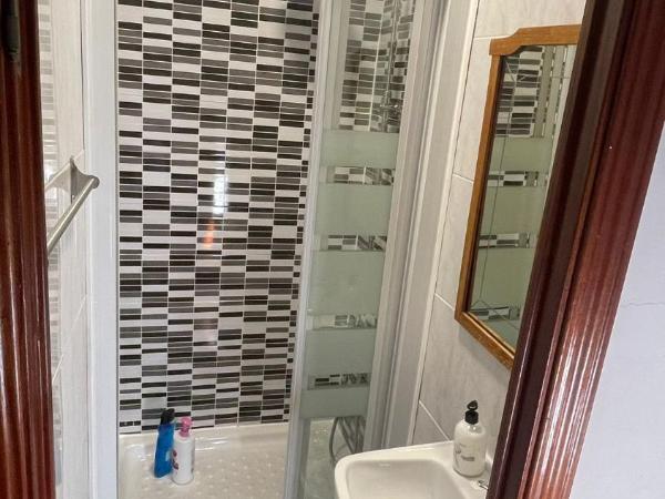 Metropolitan Atocha : photo 4 de la chambre chambre lits jumeaux avec douche