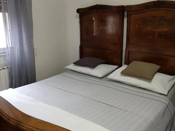 B&B Maddalena Di San Zeno : photo 3 de la chambre chambre double ou lits jumeaux avec salle de bains commune