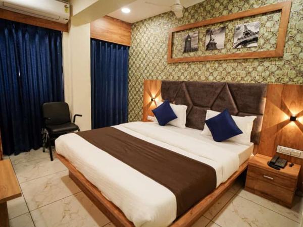 Hotel Mahaveer : photo 7 de la chambre chambre lit king-size supérieure